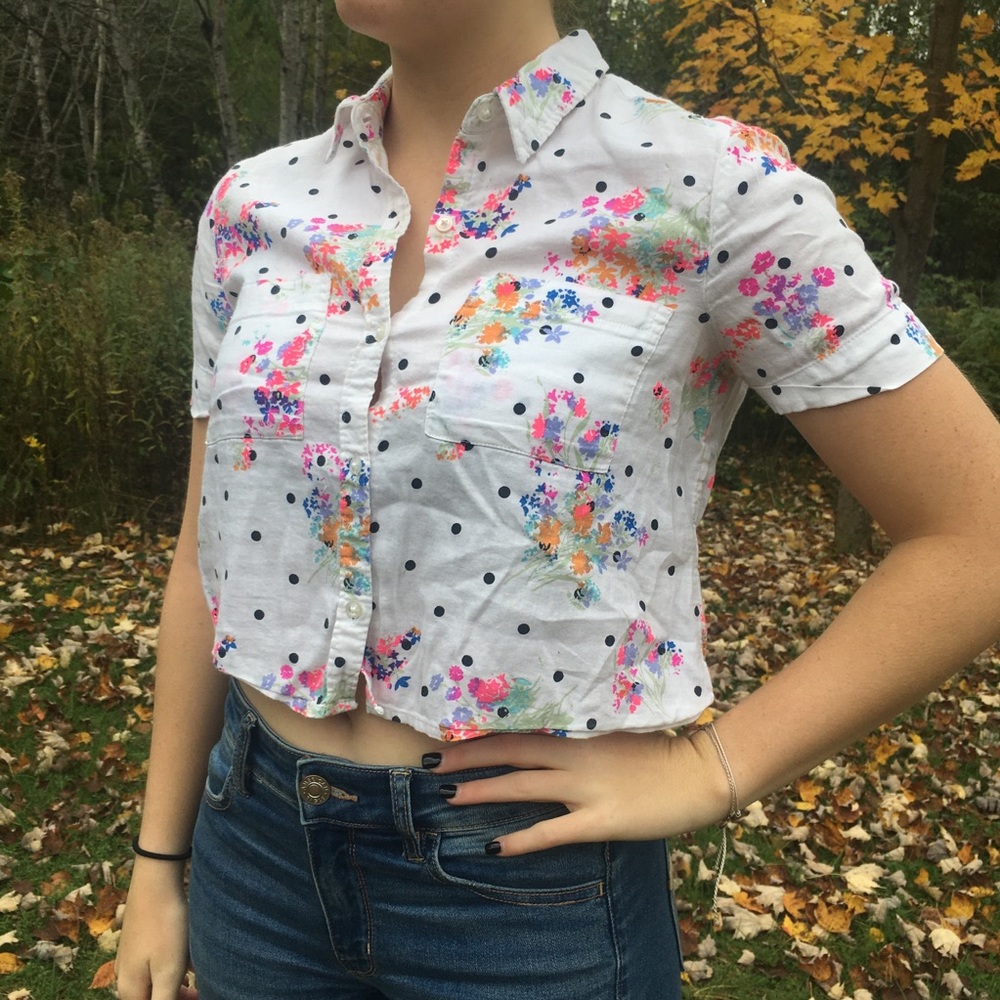 White crop top button up with floral pattern